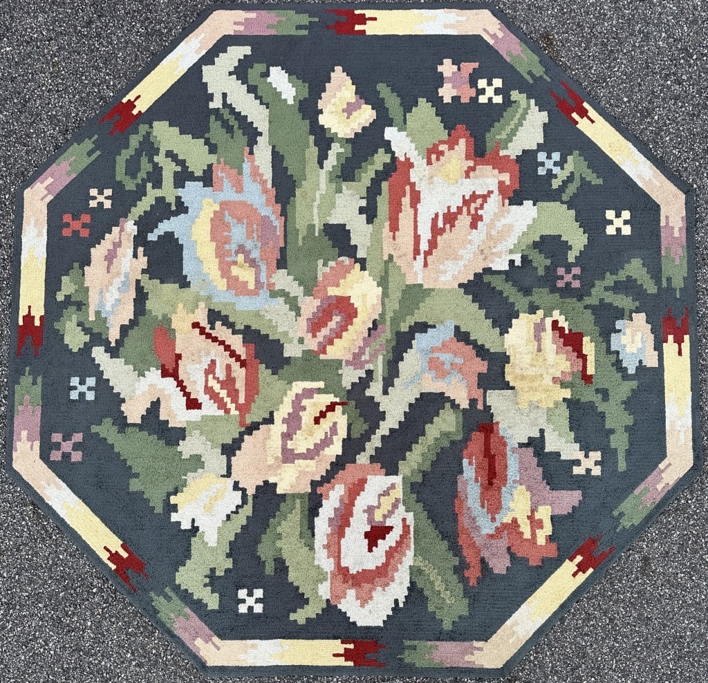 Needlepoint Rug by Edward Fields, Large octangular needlepoint rug by Edward Fields. Made from wool (1 of 5)