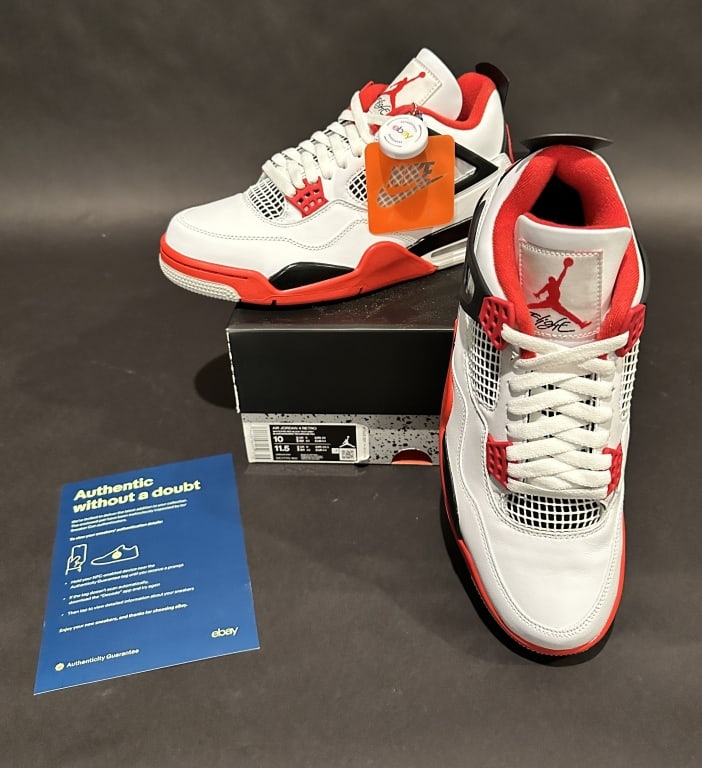 Nike Air  Jordan 4 Retro OG (1 of 3)