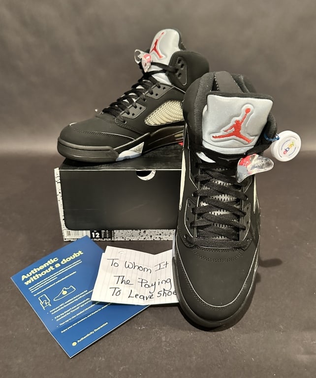 Nike Air Jordan 5 Retro OG (1 of 3)