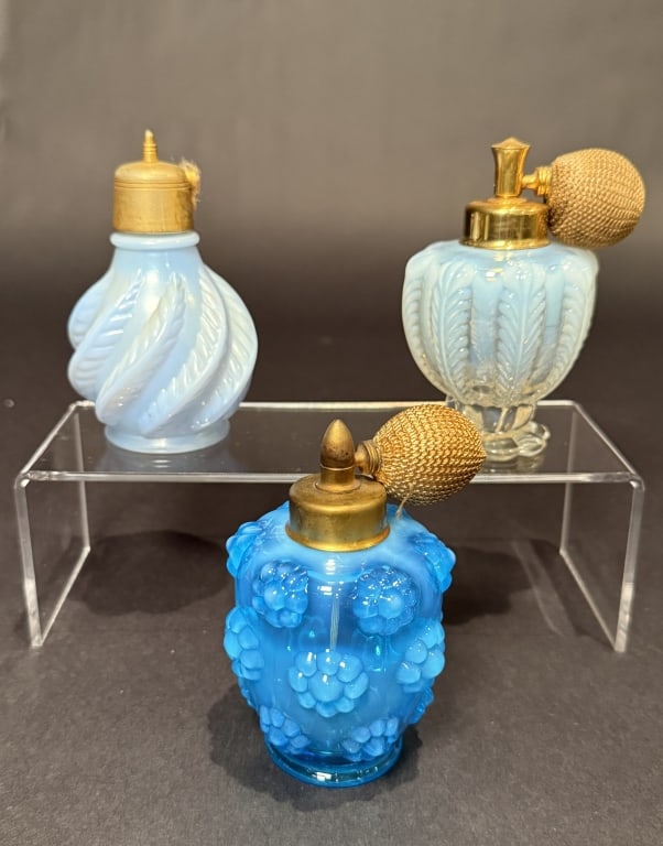Collection Of 3 DeVilbiss Atomizers: Tallest 4.25". The Estate of the late Judy Boyd, New Jersey.STERLING ASSOCIATES STRIVES TO PROVIDE ACCURATE, OBJECTIVE, & FAIR INFORMATION ON ALL LOTS. WE WILL BE HAPPY TO ANSWER ANY QUESTIONS AND PRO