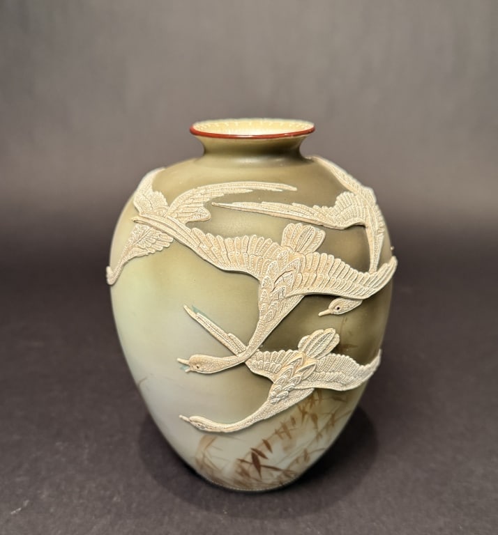 Nippon Moriaga Vase Flying Swans: Height 6.75". The Estate of the late Judy Boyd, New Jersey.STERLING ASSOCIATES STRIVES TO PROVIDE ACCURATE, OBJECTIVE, & FAIR INFORMATION ON ALL LOTS. WE WILL BE HAPPY TO ANSWER ANY QUESTIONS AND PROV