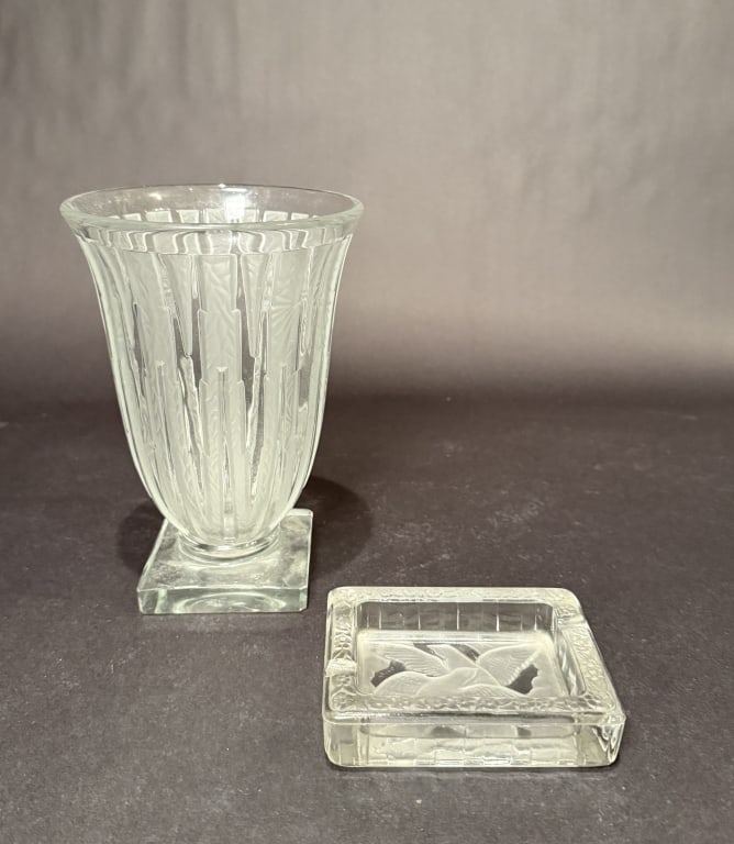 2 Verlys Art Deco Tabletop Items: French glass vase signed Verlys along with ashtay with molded birds.8" x 5.5" WThe Estate of the late Judy Boyd, New Jersey.STERLING ASSOCIATES STRIVES TO PROVIDE ACCURATE, OBJECTIVE, & FAIR INFORMATI