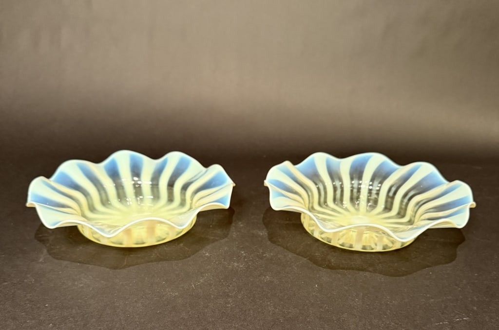 2 Yellow Vaseline Opalescent Art Glass Bowls: Tiffany, Durand, Webb8" x 2" HThe Estate of the late Judy Boyd, New Jersey.STERLING ASSOCIATES STRIVES TO PROVIDE ACCURATE, OBJECTIVE, & FAIR INFORMATION ON ALL LOTS. WE WILL BE HAPPY TO ANSWER ANY QU
