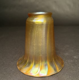 Steuben Gold Iridescent Swirl