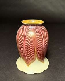 Quezal Selenium Red Pulled Feather Shade