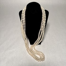 Collection Of 3 Pearl Necklaces