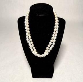 Collection Of 2 Pearl Necklaces