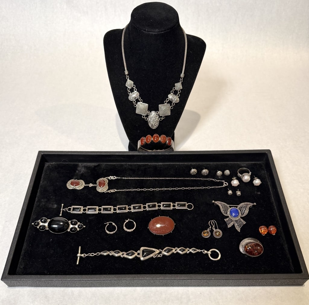 Collection Of 17 Pcs. Sterling Silver Jewelry (1 of 11)