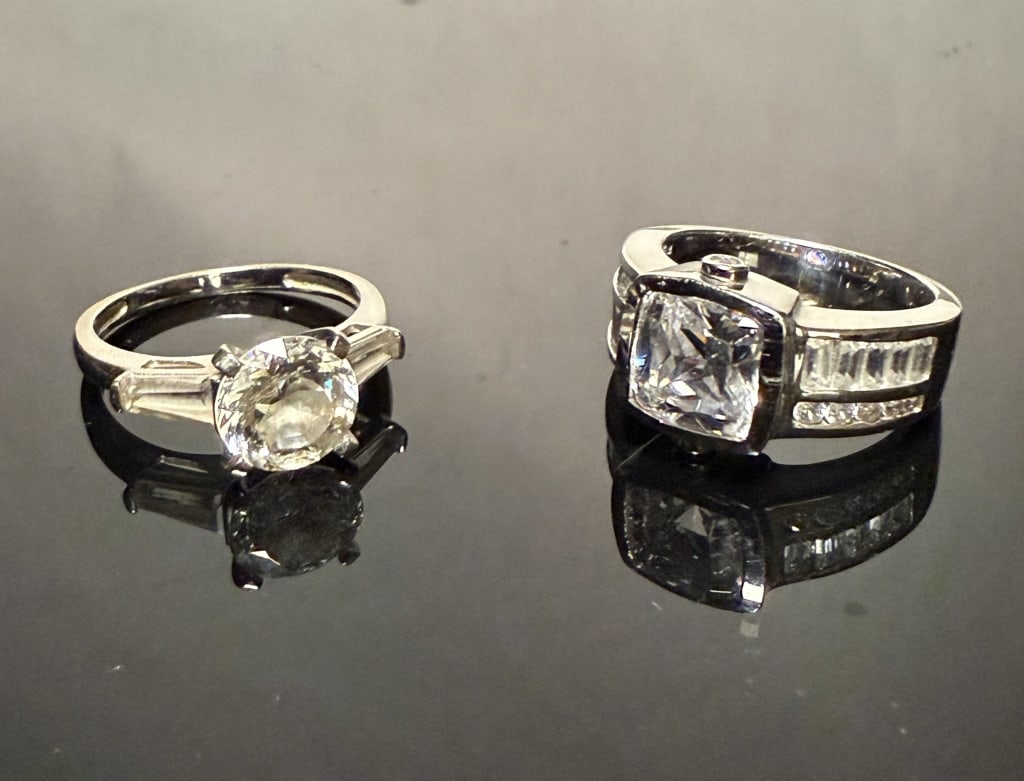 Two(2) 14K Gold Rings (1 of 4)