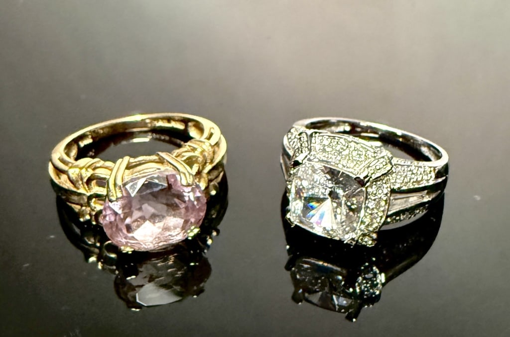 Two(2) 14K Gold Rings (1 of 4)