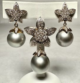 14K Gold Diamond And Pearl Earrings And Pendant Se