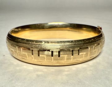 14K Gold Bangle Bracelet