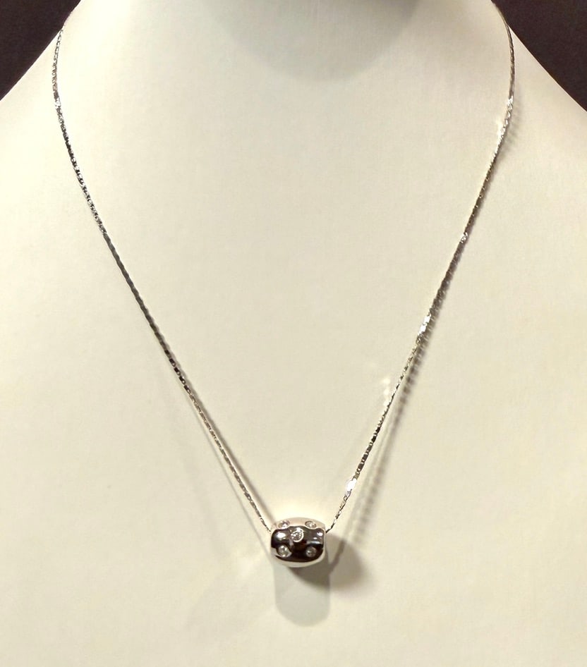 18K White Gold And Diamond Slider Pendant On Chain (1 of 3)