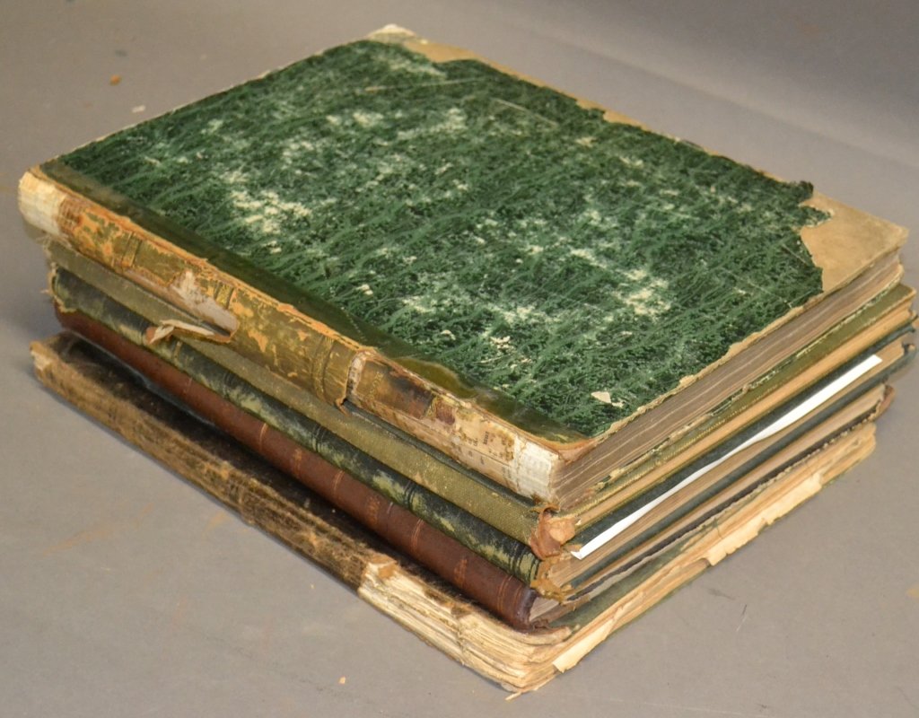 Antique Music Books: From the estate of Mark Falk. Collection of 5 antique music books containing sheet music from various famous composers. Composers include: Prudent, Thalberg, Mendelssohn, Pfeiffer, Lysberg and more.