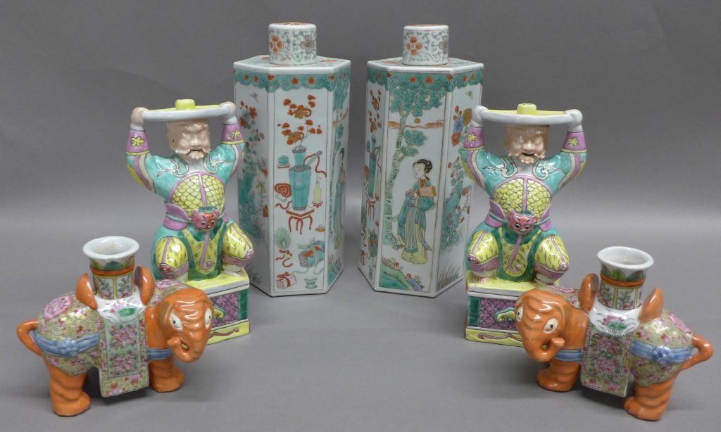 Assortment of Chinese Porcelain (1 of 10)