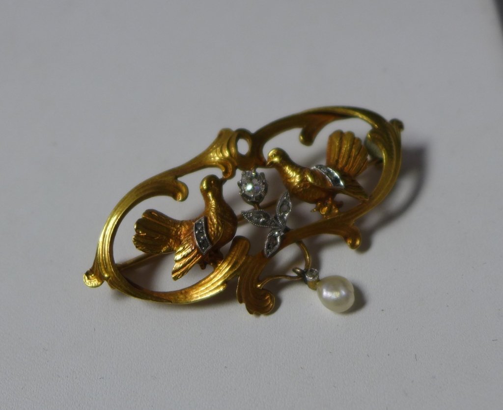 22K Gold & Diamond Pin with One Pearl (1 of 3)