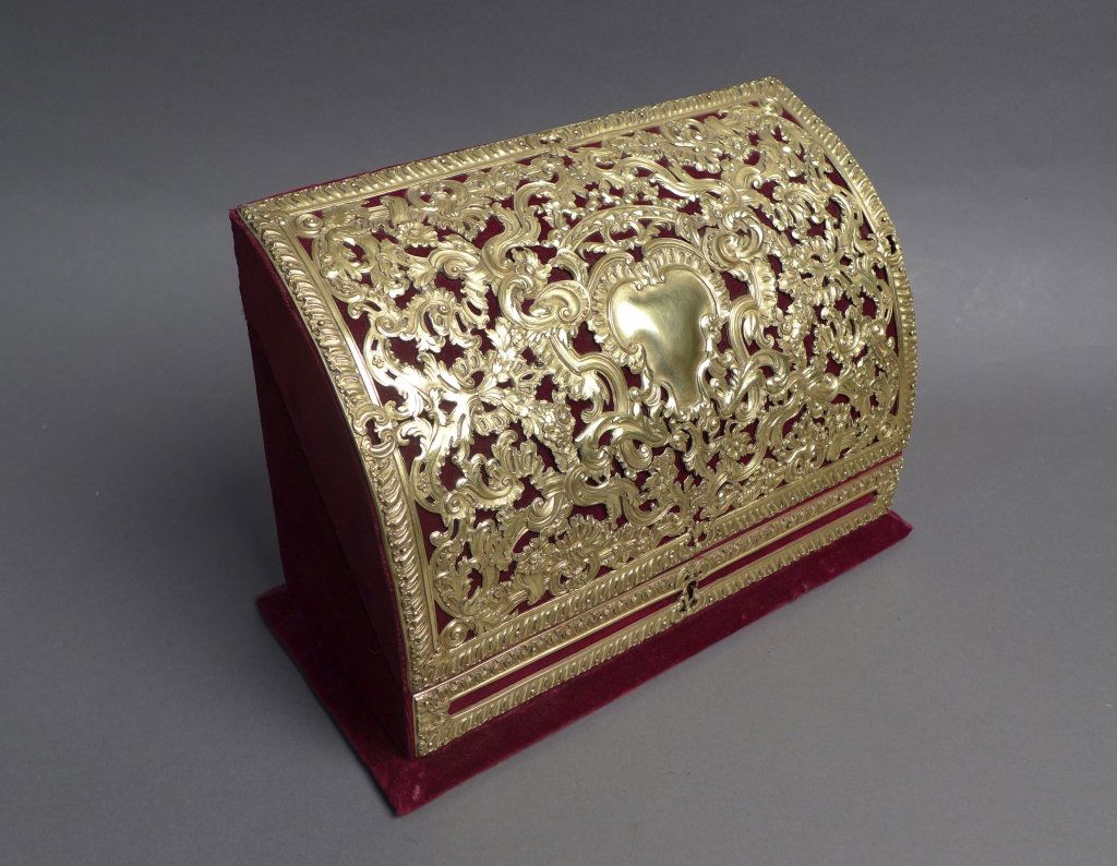 Antique Dore over Bronze and Velvet Letter Box (1 of 9)