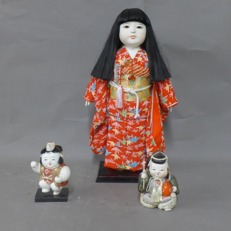 Grouping Japanese Figures (1 of 6)