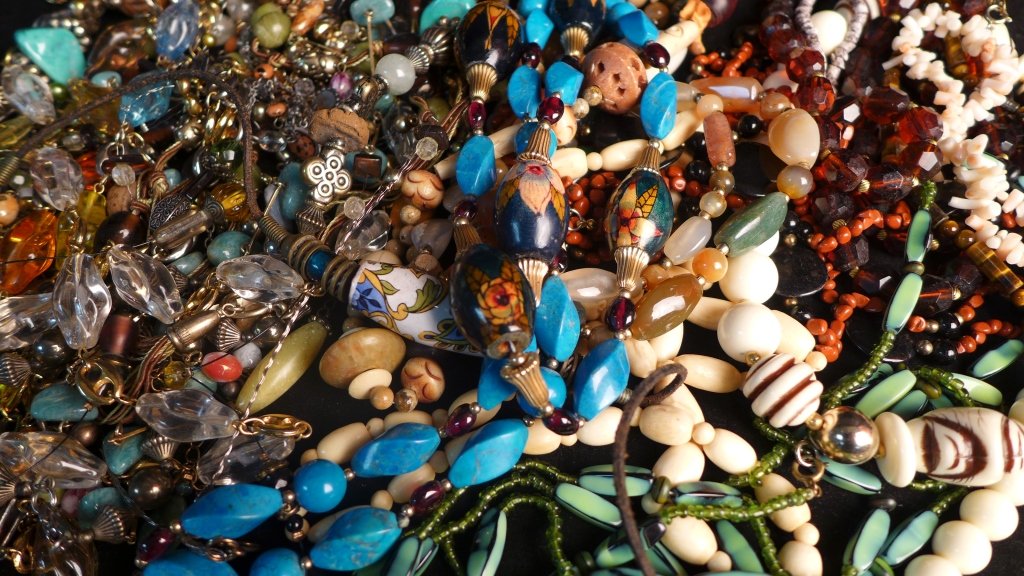 Lot of Gemstone and Beaded Necklaces (1 of 5)
