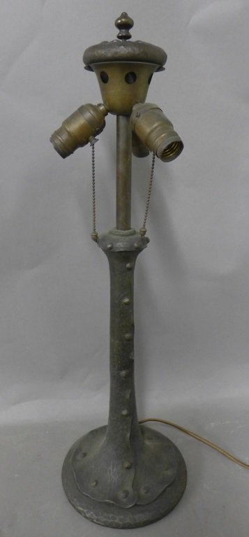 Arts and Crafts Lamp: Patinated bronze/ copper hand wrought hammered table lamp. Circa 1910- 1920. Possibly DUFFNER LAMP CO. No noticeable maker's marks. Height: 25 1/2", Diameter: 8"(lighting, electrical, lamp, art nouvea