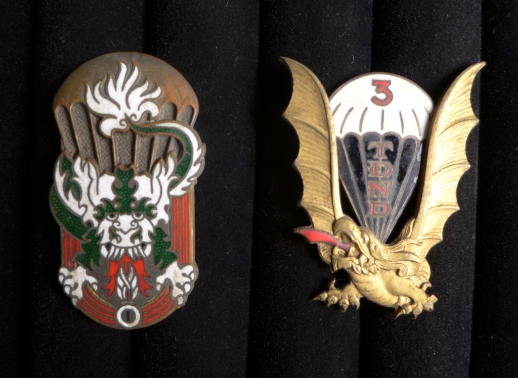 Two Vietnamese Paratrooper Badges: Two Vietnamese Paratrooper Badges. Includes: 1 TDND - Para Battalion Vietnamese and 3. TDND - Para Battalion Vietnamese. Height: 2" ; Width: 1 3/4". Age appropriate wear. From the collection of Gene C