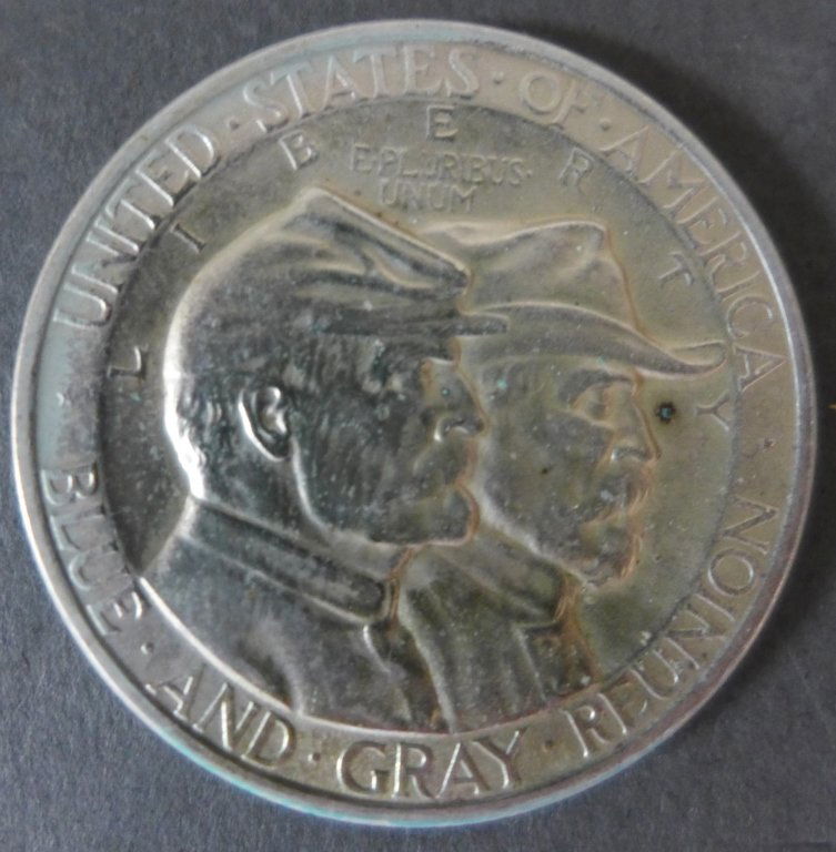 1936 Gettysburg Commemorative Silver Half Dollar: 1936 Gettysburg Commemorative Half Dollar. Silver Commemorative Coin to observe the 75th anniversary of one of the most famous Civil War conflicts, the 1863 Battle of Gettysburg, Congress on June 16,