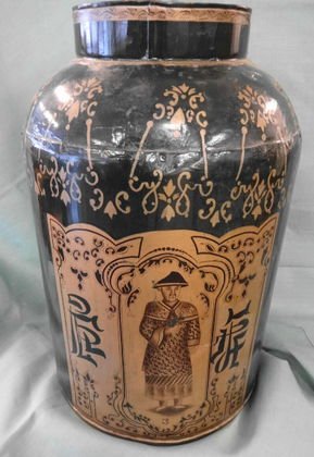 Large Antique Chinese Toleware Painted Tea Tin: Large Antique Chinese Toleware Hand Painted Tea Tin. Dimension: 17"H Condition: Very good, minor dings and paint loss. Provenance: Connecticut Estate