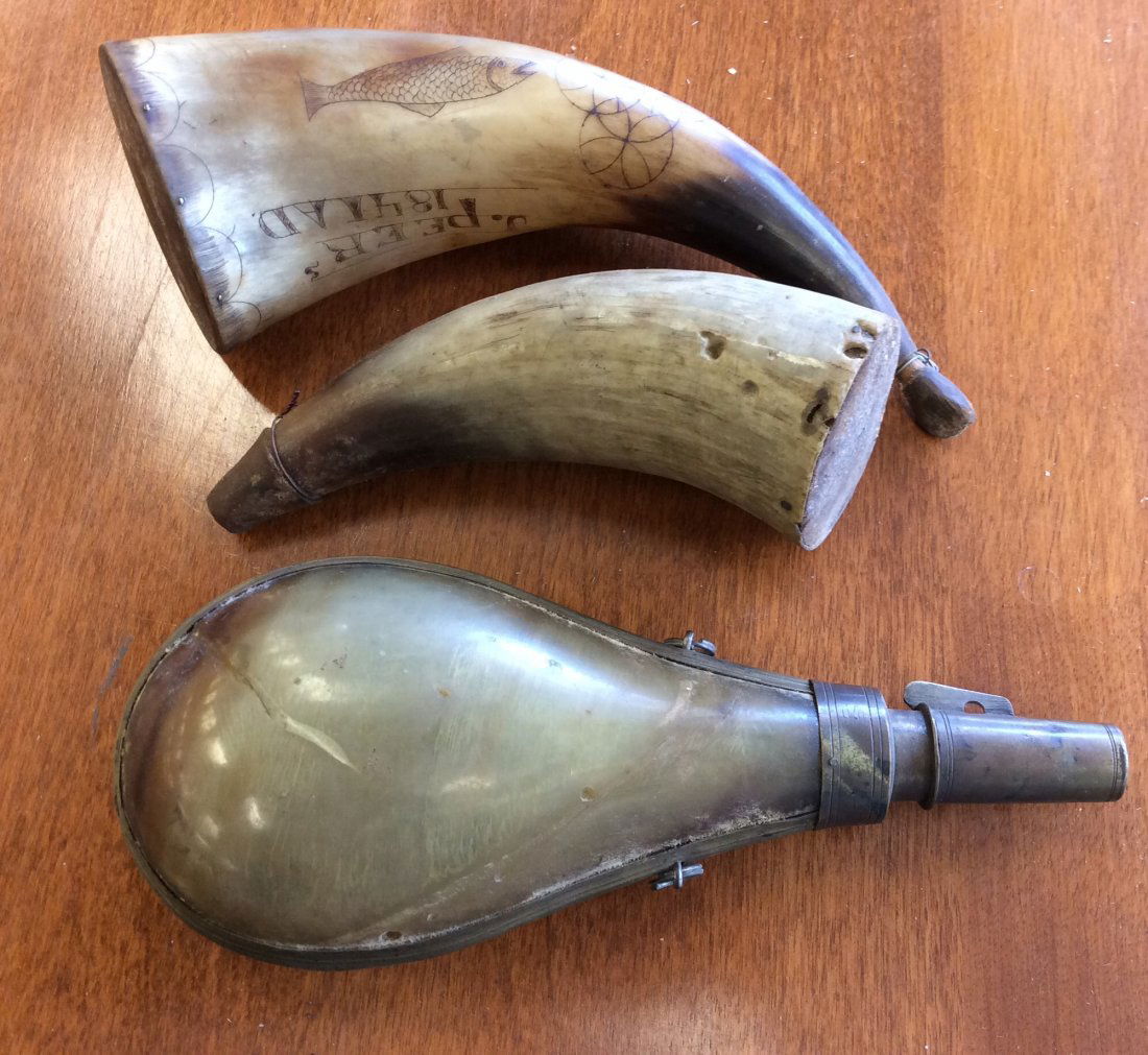 Powder Horns & Horn Flask Collection (3), 19th Century: Powder Horns & Horn Flask Collection (3), 19th Century, consisting of;One carved and decorated powderhorn with wooden plug. "J.Peer, 1841", 6 1/2", Excellent condition.One powderhorn, undecorated, woo
