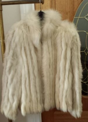 Fox Fur Jacket: Saga Fox Length: 24"; Shoulders: 16" Condition: Very good estate found condition. Provenance: Private estate