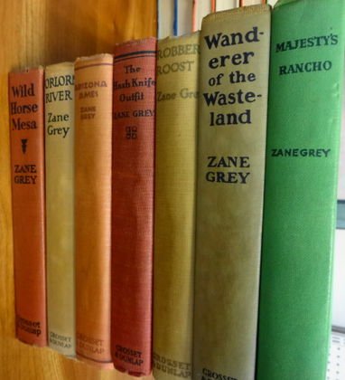 Zane Grey Books (7), First Editions: Hard back cloth covers, no dust jackets. Titles: Majesty's Rancho, 1937/1938 Wanderers of the Wasteland,1923, MX code Robbers Roost, 1932 The Hash Knife Outfit, 1933 Arizona Ames, 1932 Forlorn River, 