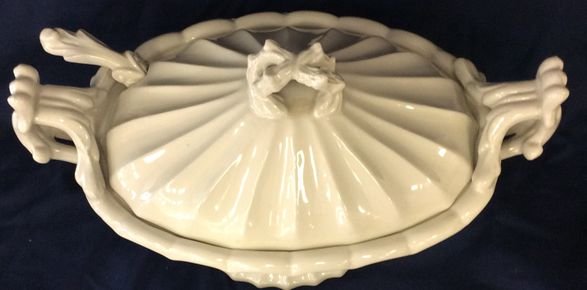 Large Red Cliff Ironstone Soup Tureen , Lid & Ladle: Marked "Red Cliff, Fine China" in black. Dimensions: 15 1/2" (L) x 9" (W) x 11" (H); Ladle: 10 1/2" (L) Condition: Very good estate found condition. 1 small flake noted on underside of lid, mentioned 