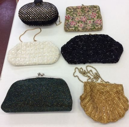 Evening Beaded Bags, Vintage Collection (6): Assortment Ladies' evening bags and clutch purses, sequins and beads. Various makers, La Regale Ltd, Hong Kong, Crown Colony, some not marked Dimension: Largest 9"A; smallest 6-1/4" Condition: Very cl