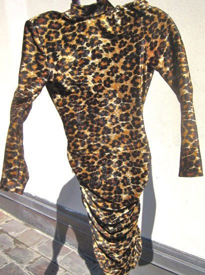 Patrick Kelly - Paris leopard print dress: long sleeves, round neck, stretch material Size 6