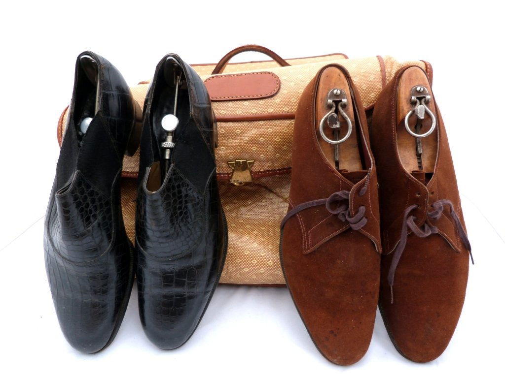 Two Pairs of N. Tuckzer Mens Shoes Alligator: Traveling Bag and two pairs of Mens Shoes by N. Tuckzer London. Alligator