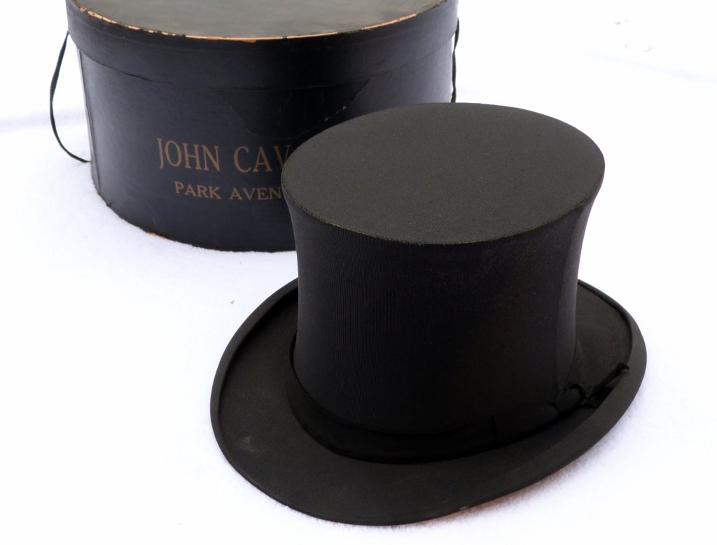 Vintage Top Hat: Vintage Mens Top Hat with original box. Retailed by John Cavanagh Ltd. New York.
