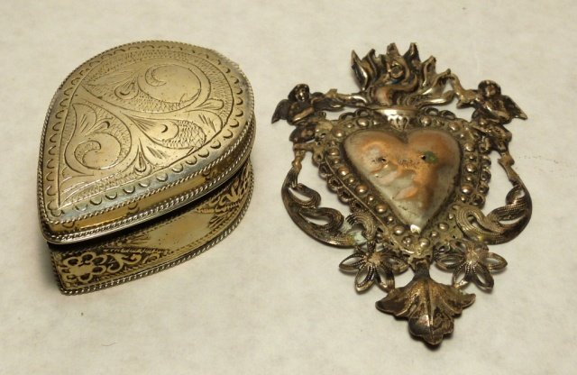Two Silver Table Articles: Trinket box and brooch
