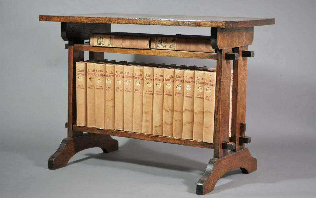 ROYCROFT OAK BOOKSTAND WITH ELBERT HUBBARD BOOKS (1 of 8)