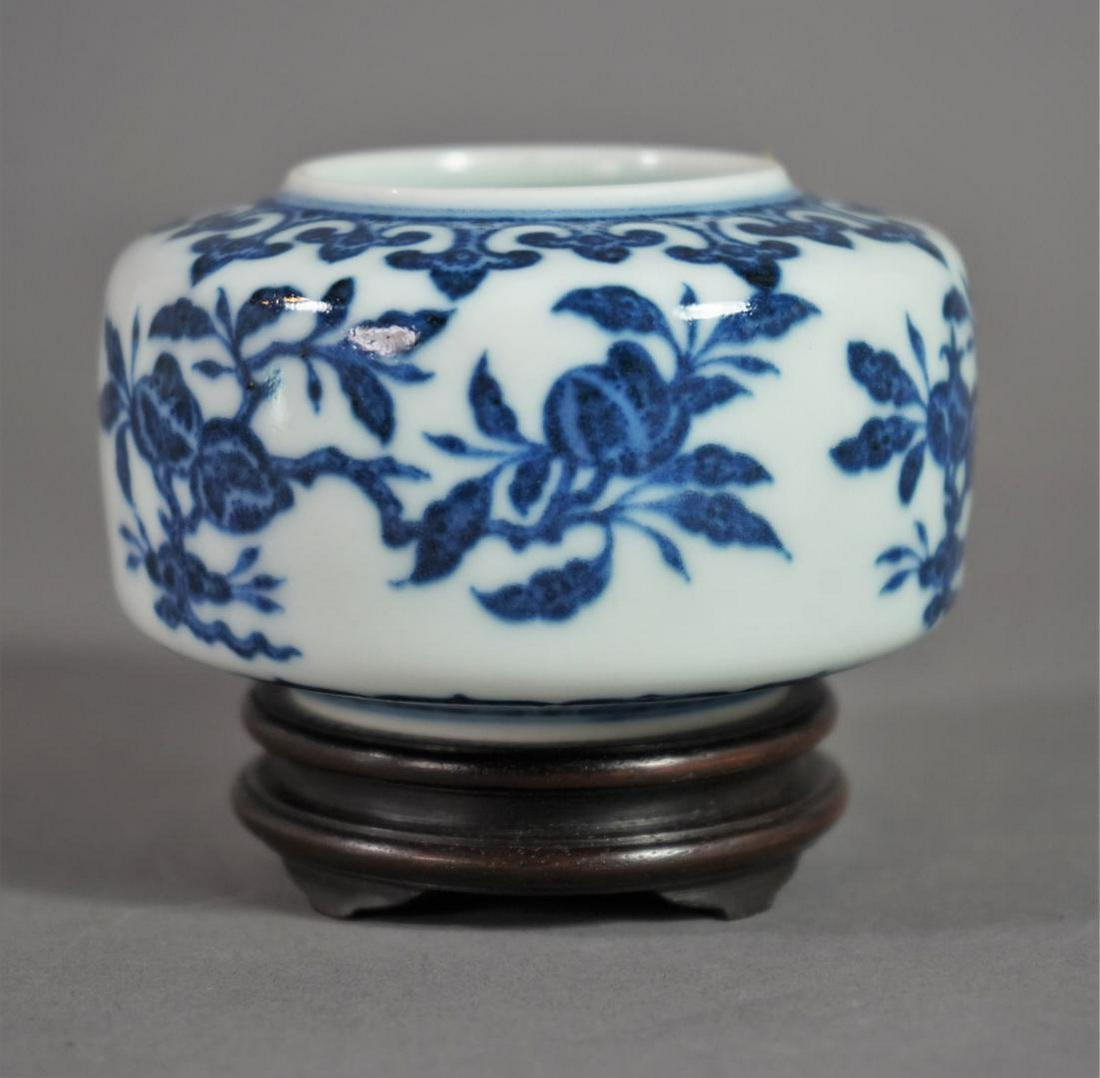 BLUE & WHITE BRUSH-WASHER W/ QIANLONG MARK & OF PERIOD (1 of 13)