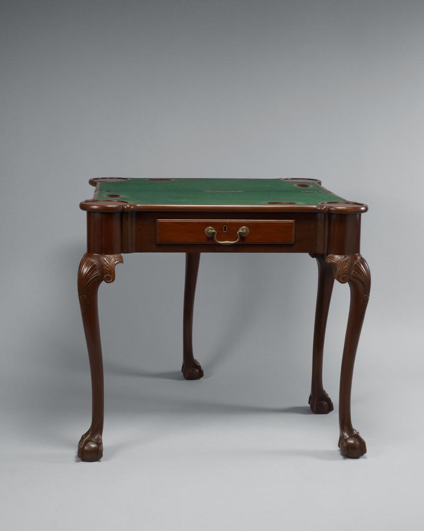 CHIPPENDALE TURRET-TOP MAHOGANY CARD TABLE (1 of 6)