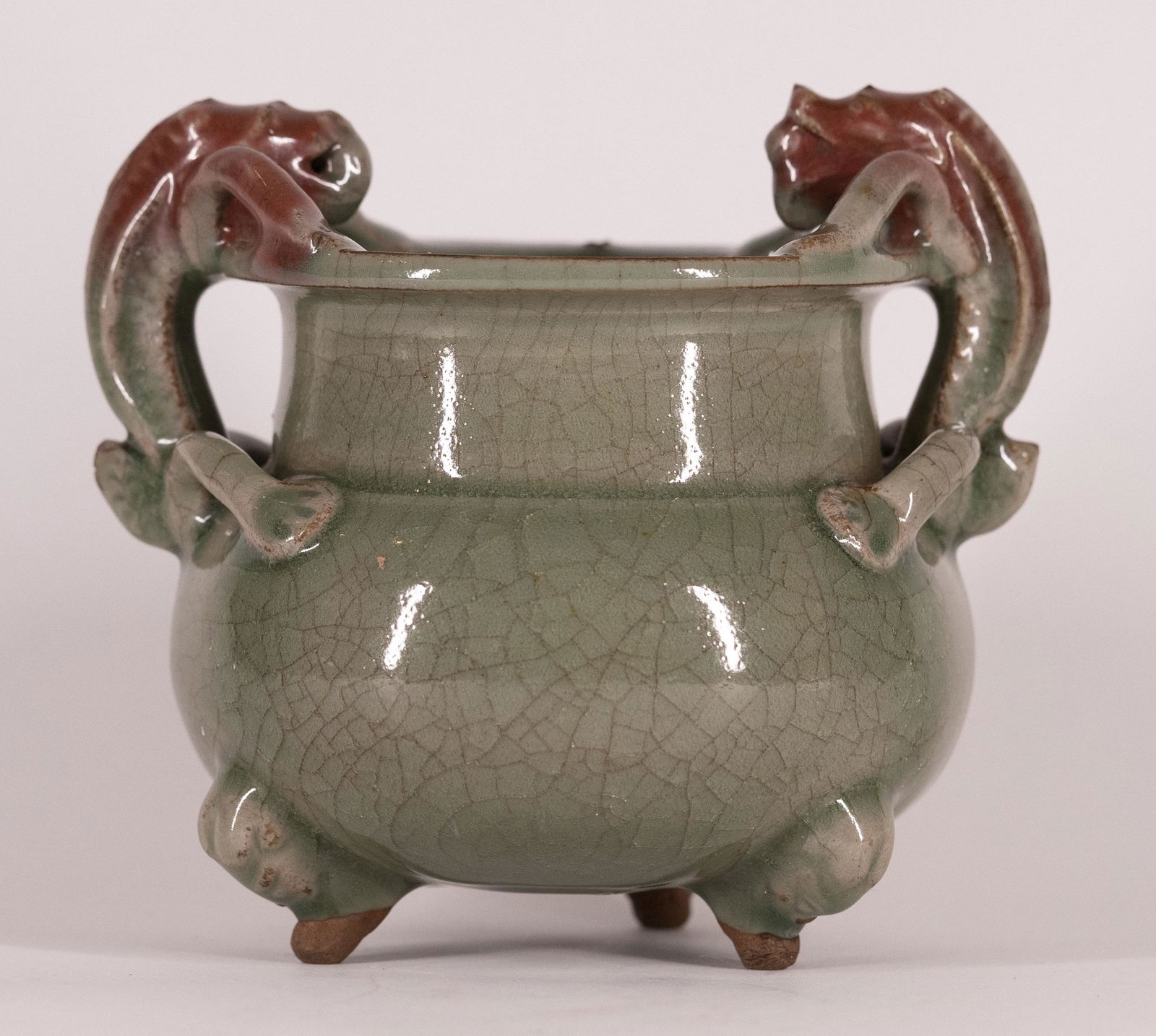 Jun-Ware 'Dragon' Tripod Censer (1 of 13)