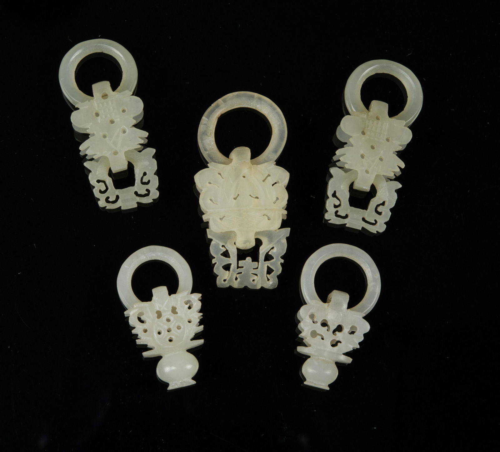 Qing - A Two Pair And One White Jade Carved Earring (1 of 4)