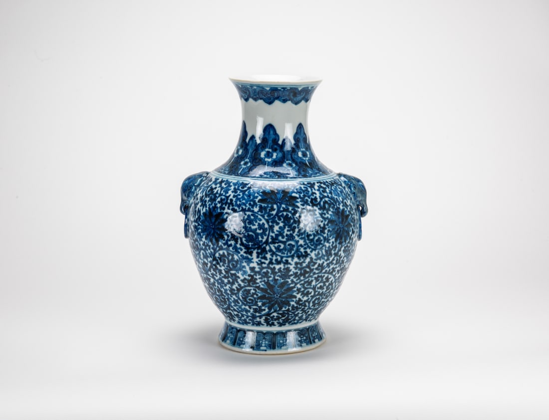 Qing-A Blue And White ‘Floral Scroll’ Vase‘Da Qing Qianlong Nain Zhi’Mark (1 of 7)
