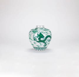 Qing Qianlong And Of Period A Doucai Green-Enameled ‘Dragon’ Jar.