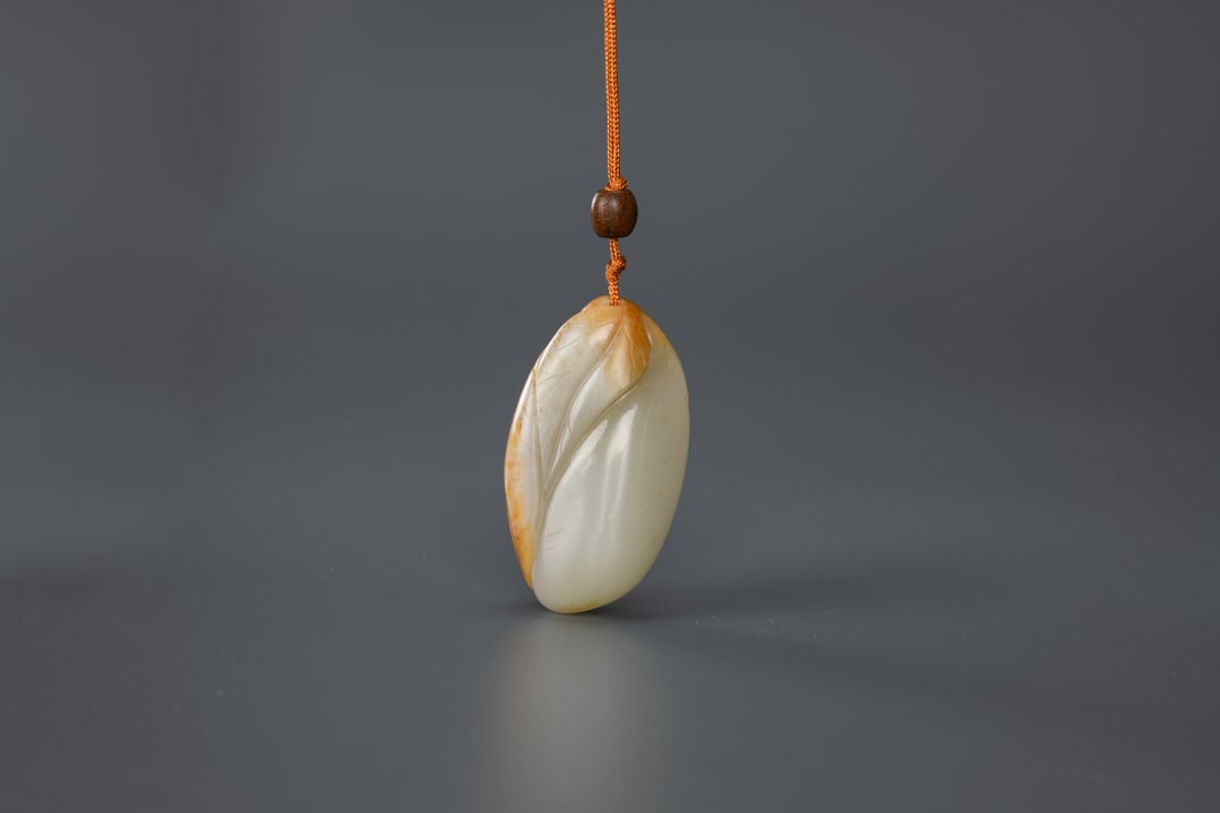 Qing-A Russet White Jade Carved ‘Melon’ Pendant (1 of 6)