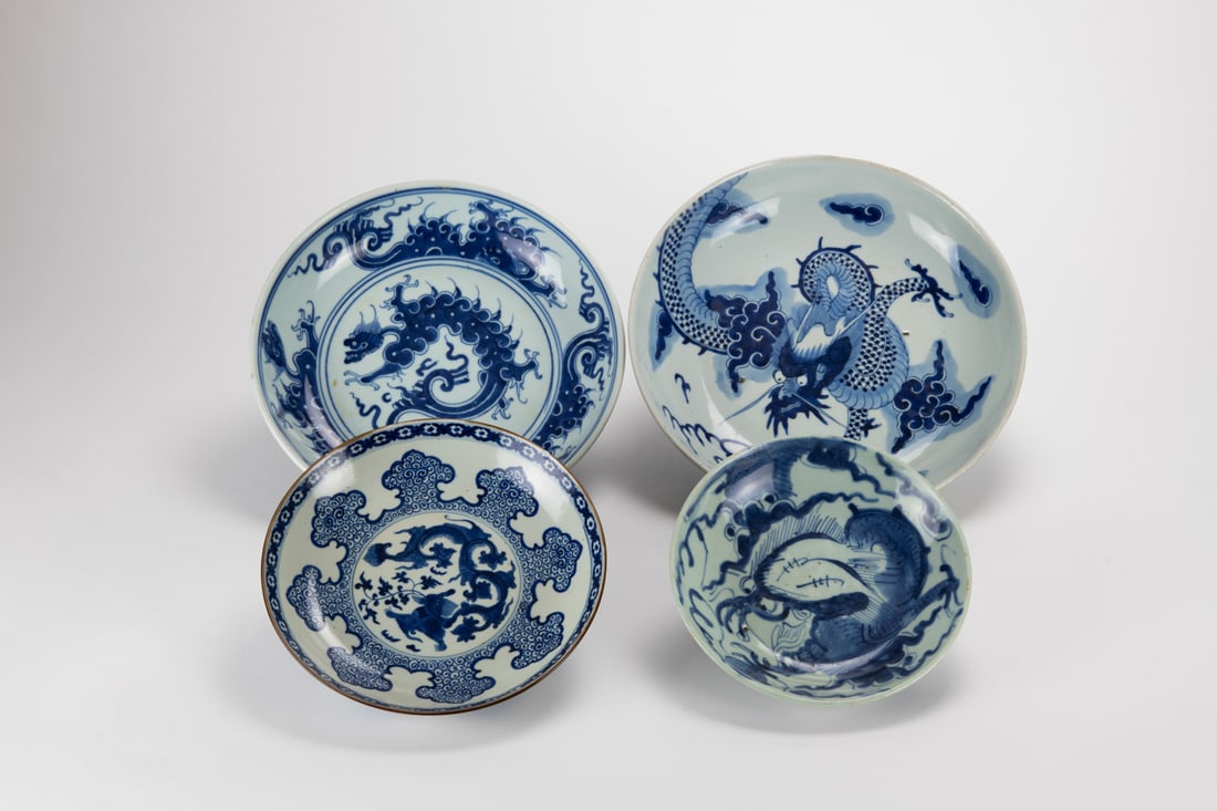 A Group Of Four Chinese Blue And White ‘Dragon’ Plate(4 Pcs). (1 of 6)