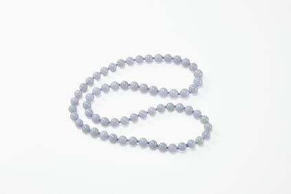 A Lavender Jadeite Beads Necklace.