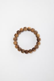 An Agalloch Beads Bracelet