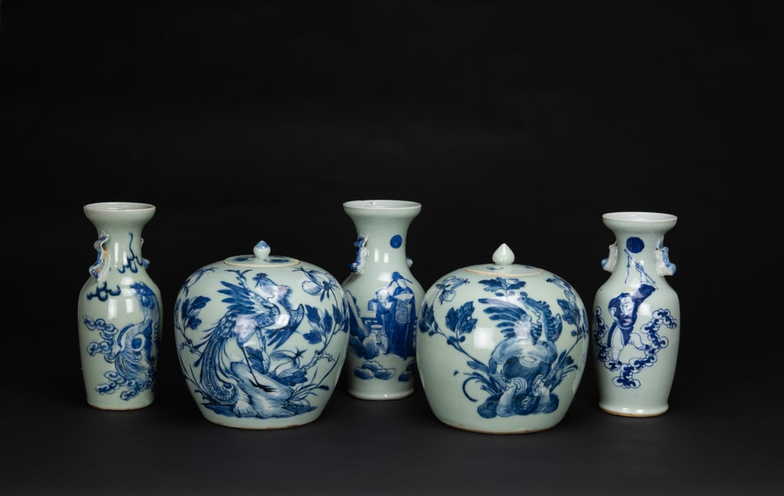A Group Of Five Green Glaze Ground Blue And White’ Vase And Cover Jar (1 of 5)