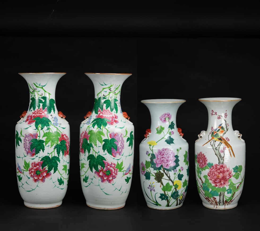 A Two Pair Of Famille Glazed ‘ Flowers’ Vases: A Two Pair Of Famille Glazed ‘ Flowers’ Vases (4Pcs) Late Qing Dynasty/ Republic H: 56.5 cm - H: 42.5 cm（尺寸不一） 晚清民國 - 