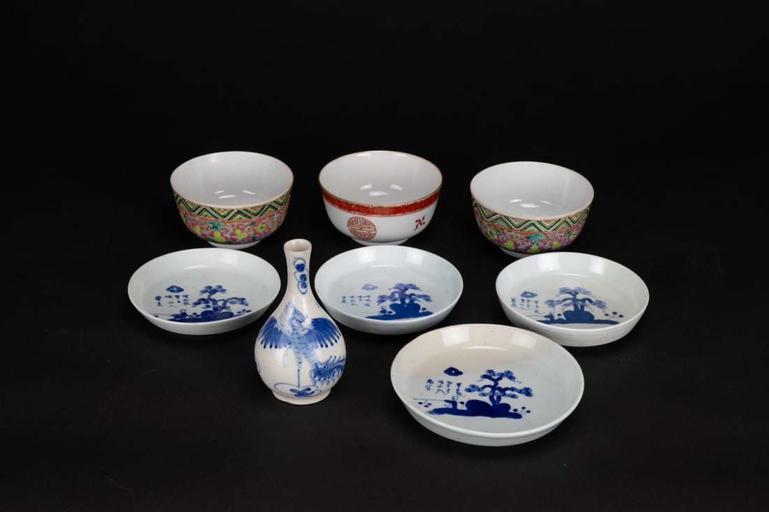 A Set of Eight Porcelain Articles, (1 of 10)
